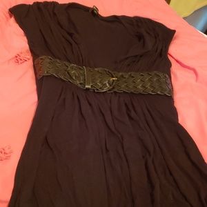 Sleeveless  dress leather belt